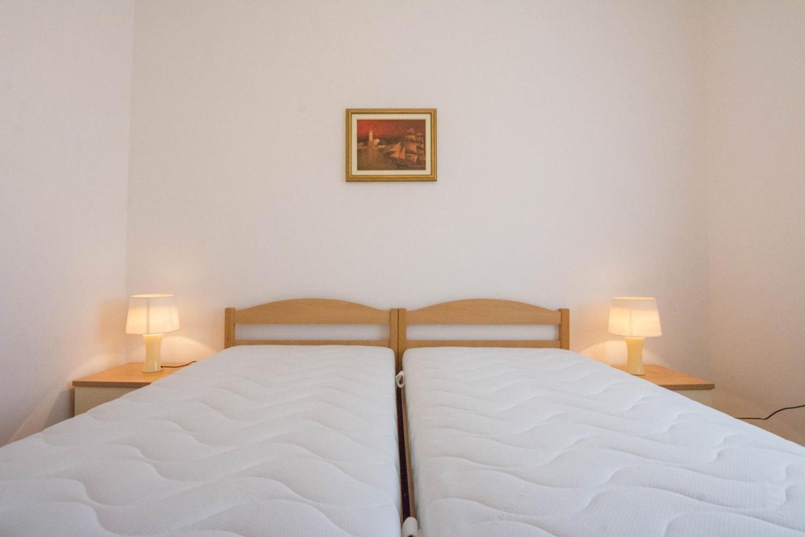 Spacious Apartment On A Great Location -Apartment Kuhta Biograd Na Moru Ngoại thất bức ảnh