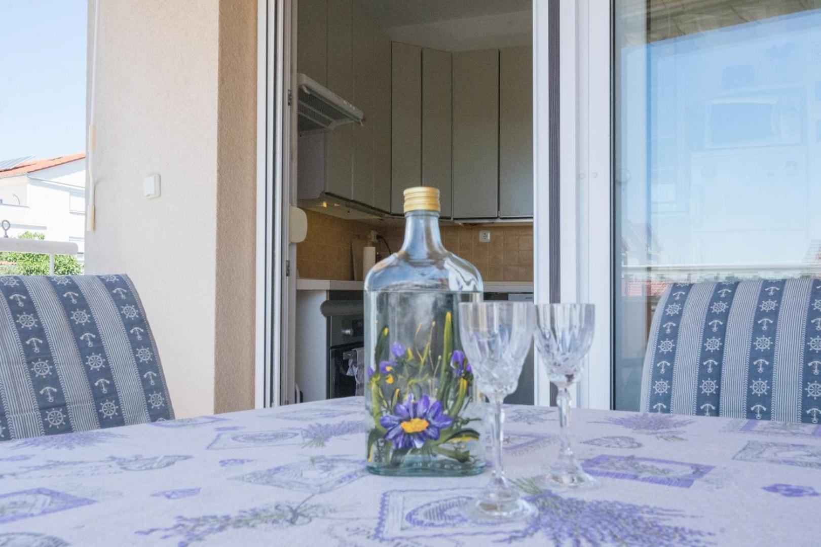 Spacious Apartment On A Great Location -Apartment Kuhta Biograd Na Moru Ngoại thất bức ảnh